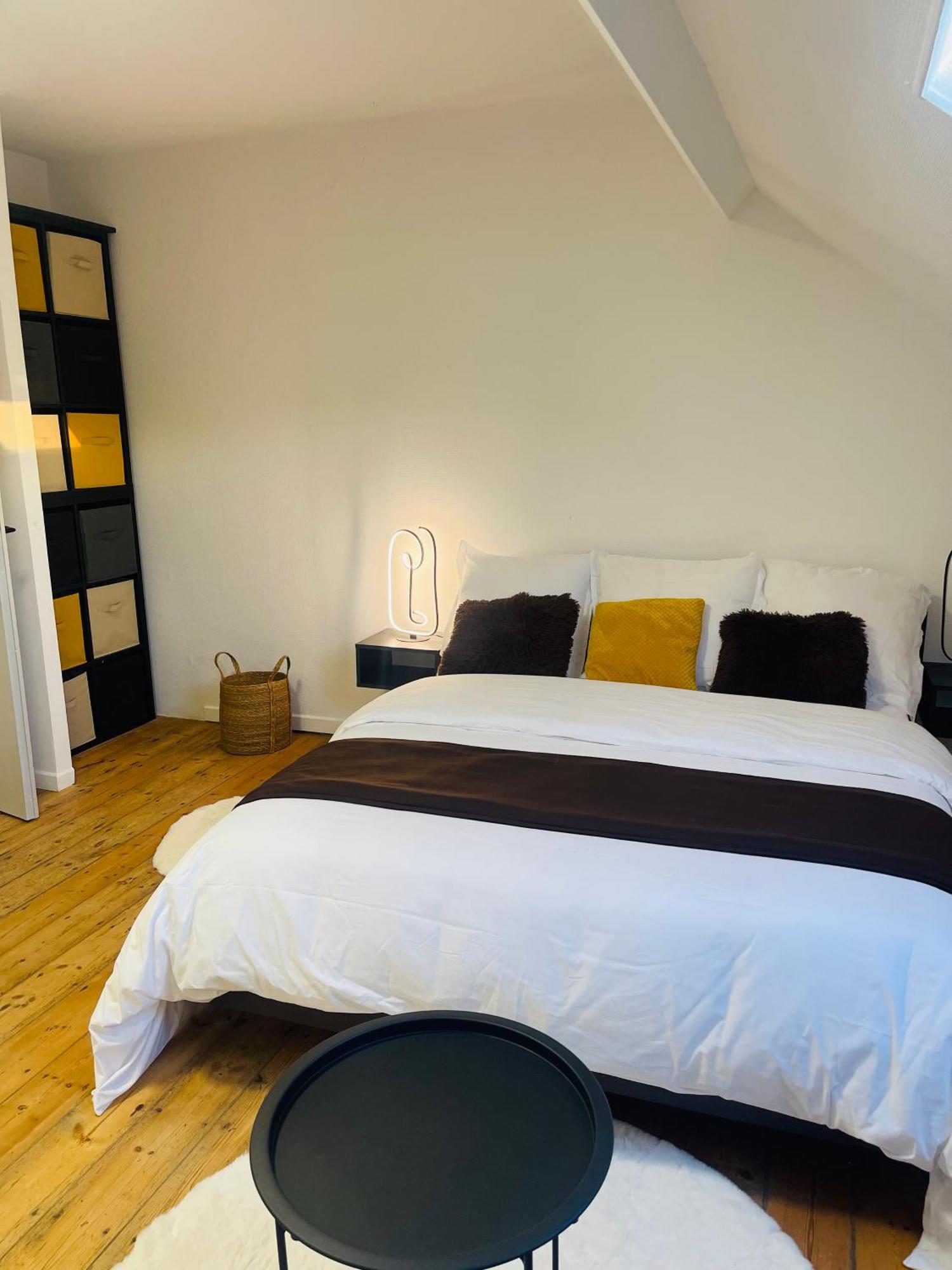 Maison "Au Fil De L'Eau" Douai Esterno foto